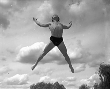 Leichtathletikmeister Ascherfeld: Sprung in die Gr�tsche