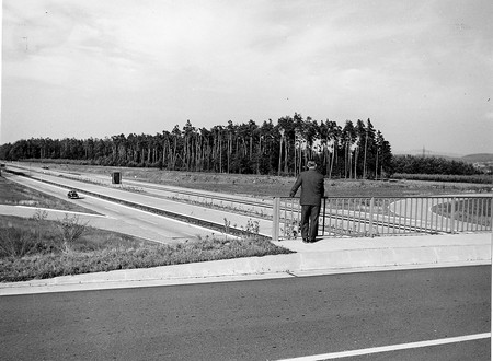 �berf�hrungsbauwerk der B 500 auf die A 5, 1956