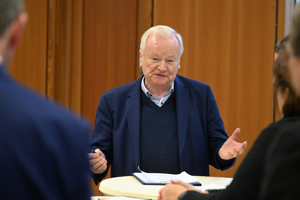 Pressekonferenz am 26. Januar 2023 im Generallandesarchiv Karlsruhe: Filmemacher Dietmar Schulz 