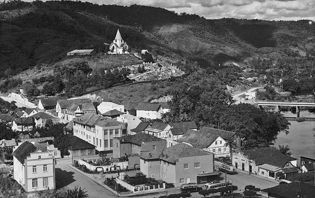 Panorama der Stadt Ibirama von Martin Schmölz, Mitte 20. Jh. (LABW, HStAS P 45 Nr. 362)