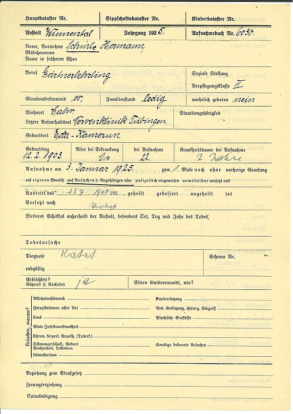 Karteikarte aus dem Bestand der Winnentaler Patientenblätter über den Klinikaufenthalt in der Klinik Winnental (Winnenden) von Hermann Schürle aus Calw mit dem für die Aktion T4 typischen Vermerk Verlegt beim Datum des Austritts. Das Austrittsdatum entspricht dem Deportations- und Tötungsdatum von Winnenden in die Tötungsanstalt Grafeneck. 