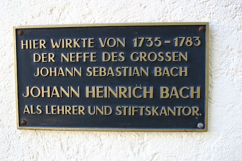 Gedenktafel an der alten Schule in Öhringen