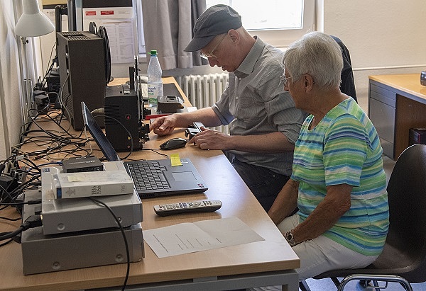 Digitalisierungsaktion Film goes digital im Hauptstaatsarchiv - Digitalisierung im Technikstudio