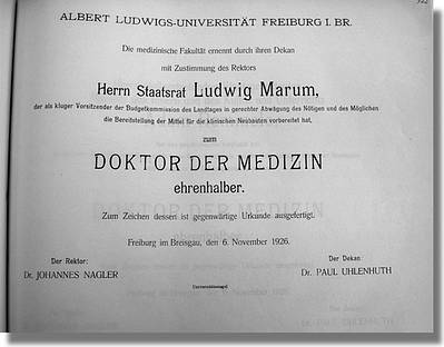 Ehrendoktorwürde der Universität Freiburg für Ludwig Marum wegen "gerechter Abwägung des Nötigen und Möglichen" beim Klinikneubau
Universitätsarchiv Freiburg, D 29/34/422 Ehrendoktorwürde der Universität Freiburg für Ludwig Marum wegen "gerechter Abwägung des Nötigen und Möglichen" beim Klinikneubau
Universitätsarchiv Freiburg, D 29/34/422